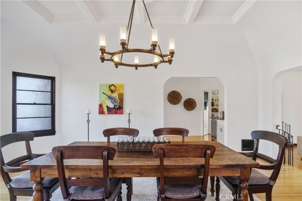 Chandelier, Dining room, Interior, Wood Texture Flooring