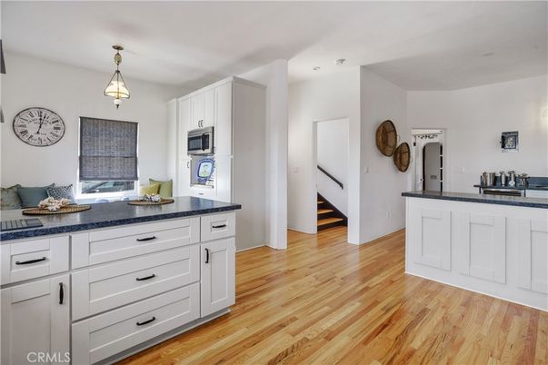 Interior, Kitchen, Pendant Lights, Wood Texture Flooring