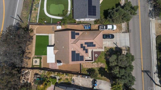 Exterior, Drone