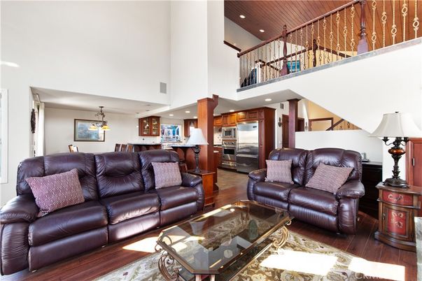 Interior, Kitchen, Living room, Pendant Lights, Recessed Lighting, Stainless Steel Appliances, Wood Texture Flooring