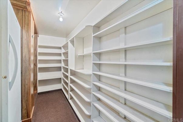 Interior, Walk-in Closets