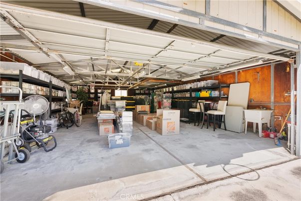 Garage, Interior, Washer