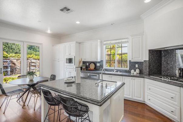 Dining room, Interior, Kitchen, Recessed Lighting, Wood Texture Flooring