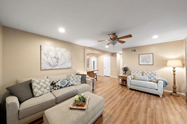 Interior, Living room, Recessed Lighting, Wood Texture Flooring