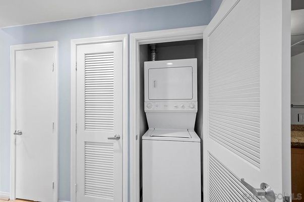 Interior, Utility Closets, Washer