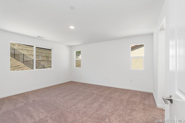 Empty room, Interior, Recessed Lighting