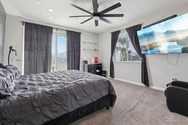 Bedroom, Interior, Recessed Lighting