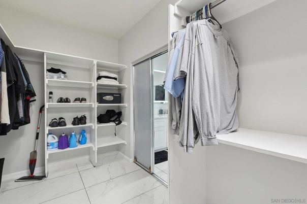 Interior, Marble, Walk-in Closets