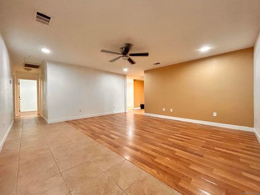 Empty room, Interior, Recessed Lighting, Wood Texture Flooring