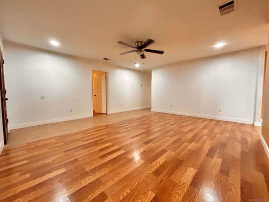 Empty room, Interior, Recessed Lighting, Wood Texture Flooring