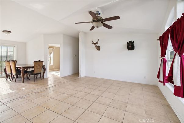 Dining room, Interior