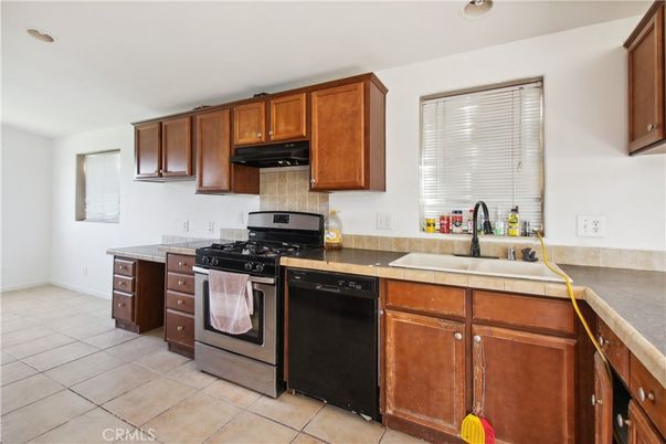 Interior, Kitchen, Recessed Lighting, Tile Countertops