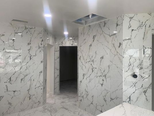 Bathroom, Interior, Marble, Marble Walls, Recessed Lighting