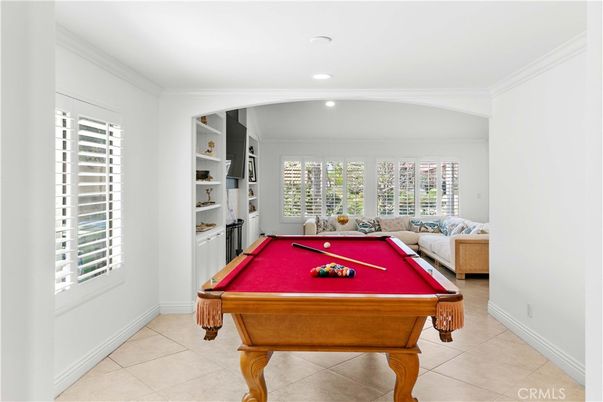 Billiard Table, Game Room, Interior, Recessed Lighting