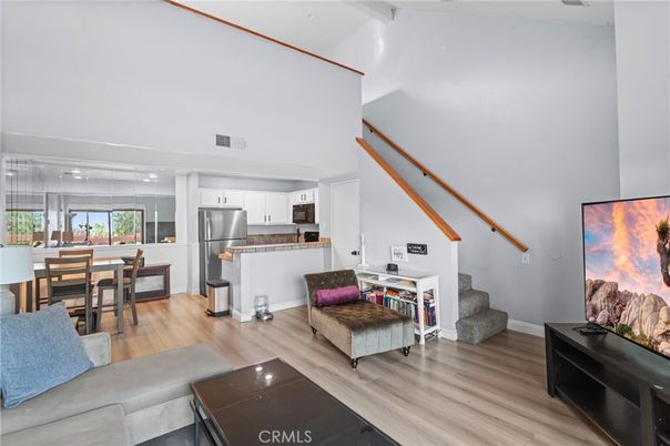 Dining room, Interior, Kitchen, Living room, Stainless Steel Appliances, Wood Texture Flooring
