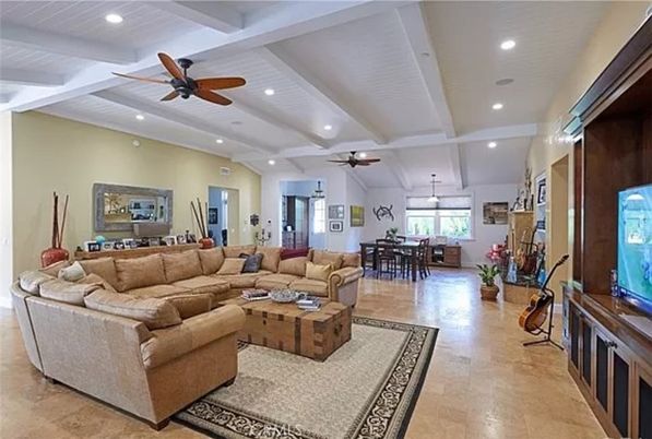 Dining room, Interior, Living room, Pendant Lights, Recessed Lighting