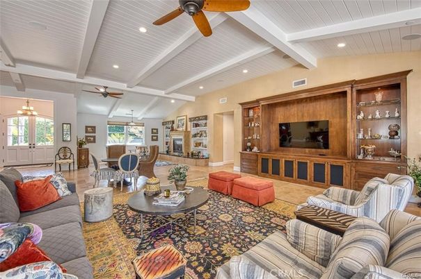 Dining room, Fireplace, Interior, Living room, Pendant Lights, Recessed Lighting