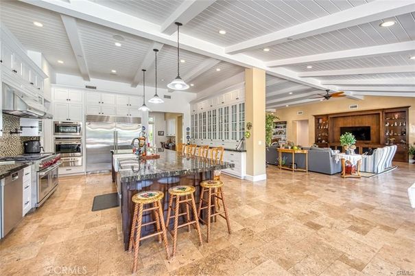 Interior, Kitchen, Living room, Pendant Lights, Recessed Lighting, Stainless Steel Appliances