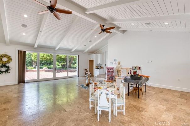 Dining room, Interior, Recessed Lighting