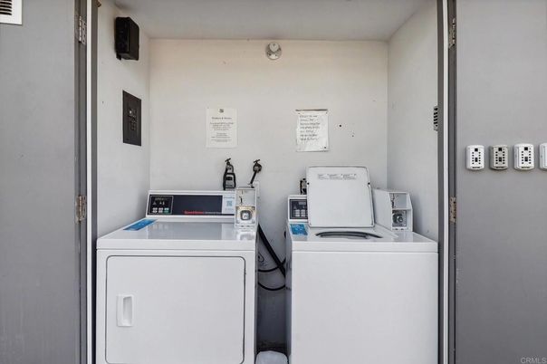 Interior, Utility Closets, Washer
