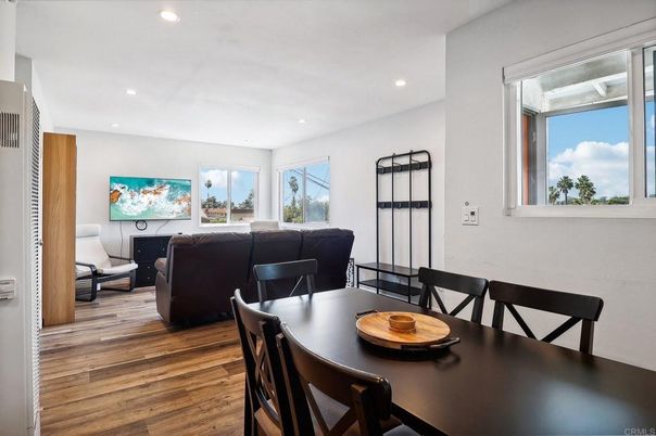 Dining room, Interior, Living room, Recessed Lighting, Wood Texture Flooring