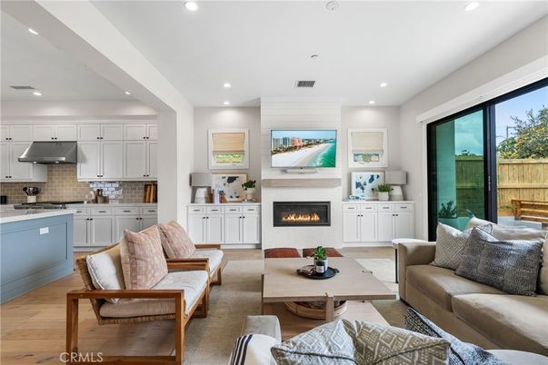 Fireplace, Interior, Kitchen, Living room, Recessed Lighting, Wood Texture Flooring