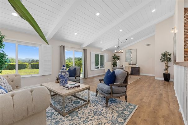 Dining room, Interior, Living room, Pendant Lights, Recessed Lighting, Wood Texture Flooring