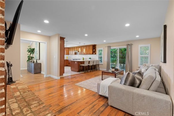 Interior, Kitchen, Living room, Pendant Lights, Recessed Lighting, Wood Texture Flooring