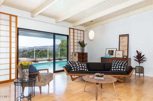 Interior, Living room, Pendant Lights, Pool, Wood Texture Flooring