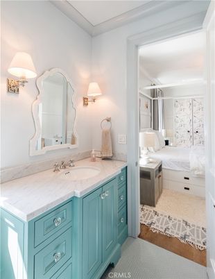 Bathroom, Bedroom, Interior