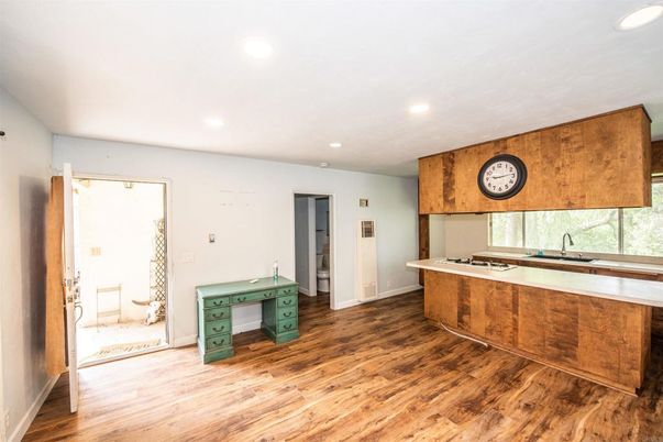 Interior, Kitchen, Recessed Lighting, Wood Texture Flooring