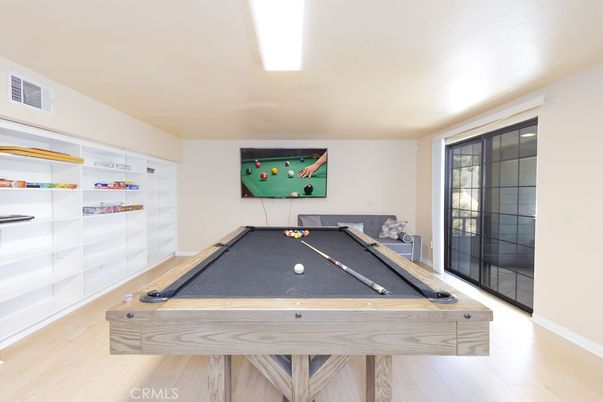 Billiard Table, Game Room, Interior, Wood Texture Flooring