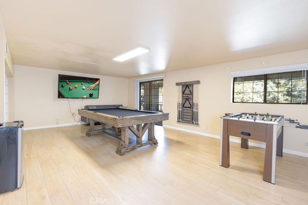 Billiard Table, Game Room, Interior, Wood Texture Flooring