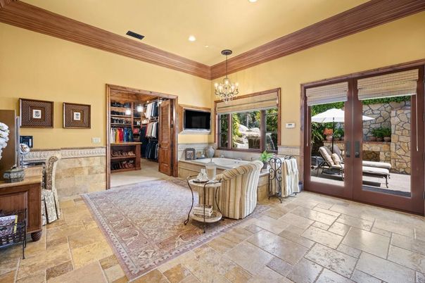 Chandelier, Interior, Recessed Lighting