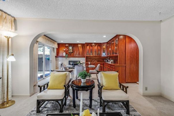 Dining room, Interior, Recessed Lighting