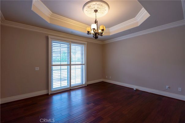 Chandelier, Empty room, Interior, Wood Texture Flooring