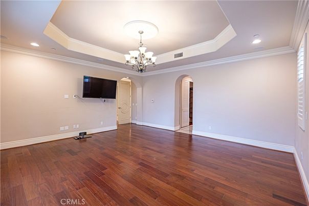 Chandelier, Empty room, Interior, Recessed Lighting, Wood Texture Flooring