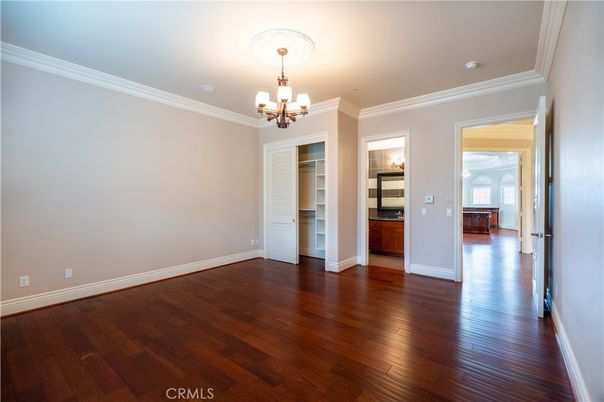 Chandelier, Empty room, Interior, Wood Texture Flooring