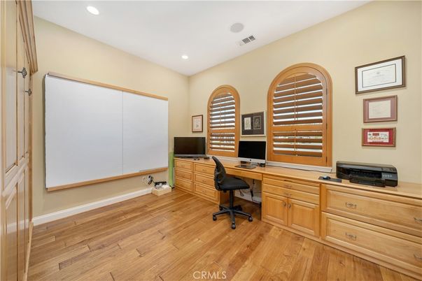 Home Office, Interior, Recessed Lighting, Wood Texture Flooring