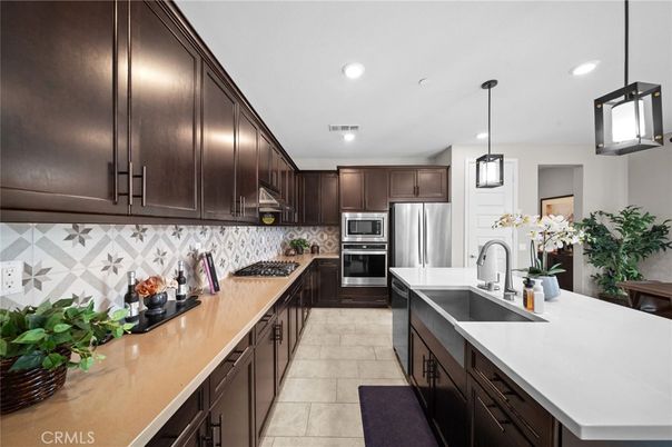 Interior, Kitchen, Pendant Lights, Recessed Lighting, Stainless Steel Appliances