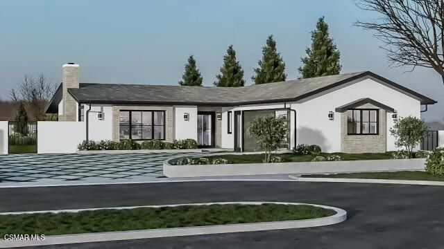 Backyard, Exterior, Facade, Ranch
