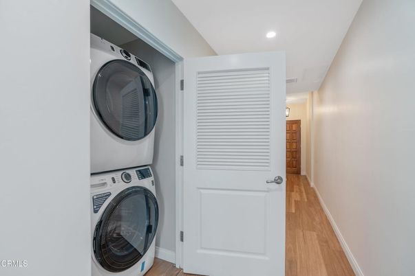 Interior, Recessed Lighting, Utility Closets, Washer, Wood Texture Flooring