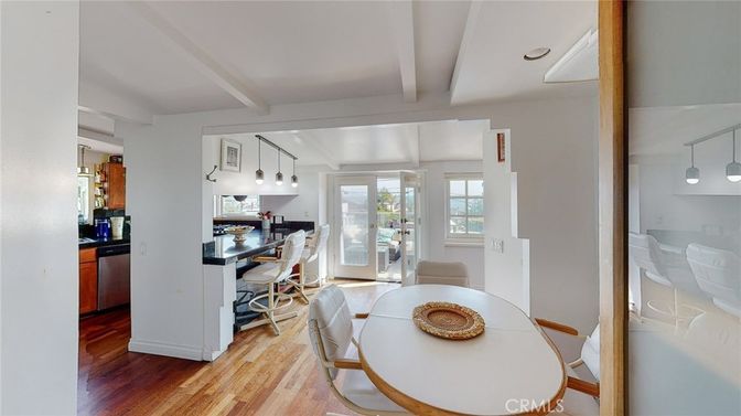 Dining room, Interior, Kitchen, Pendant Lights, Wood Texture Flooring