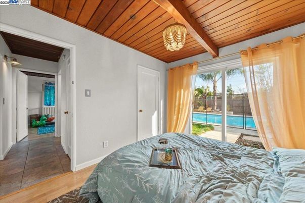 Bedroom, Interior, Wooden Beams, Wooden Ceilings