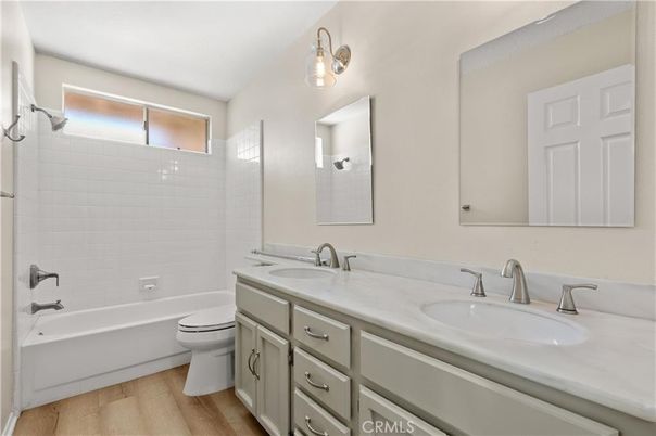 Bathroom, Dual Sink Vanities, Interior, Wood Texture Flooring