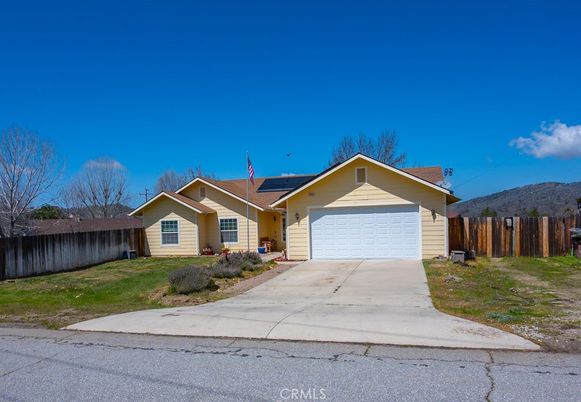 Attached, Exterior, Facade, Solar Panels, Ranch