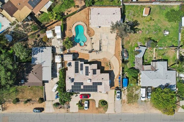Exterior, Drone