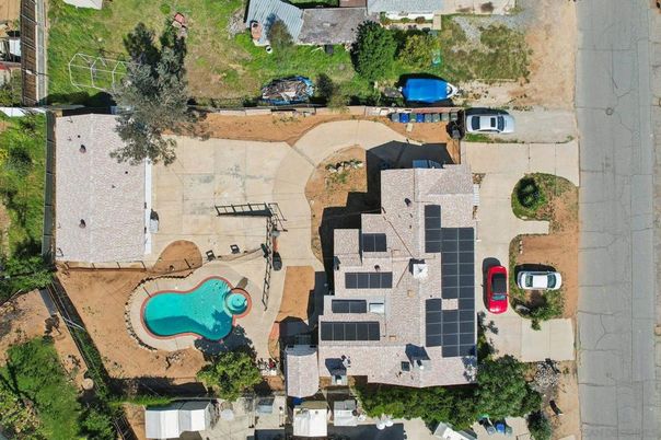 Exterior, Drone