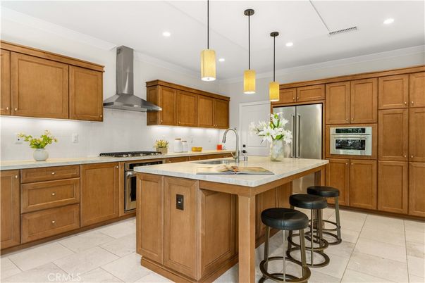Interior, Kitchen, Pendant Lights, Recessed Lighting, Stainless Steel Appliances