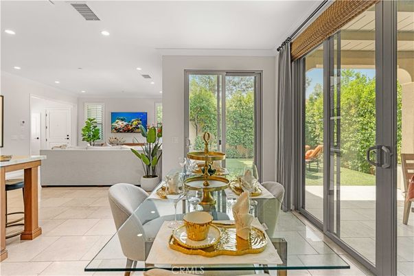 Dining room, Interior, Living room, Recessed Lighting
